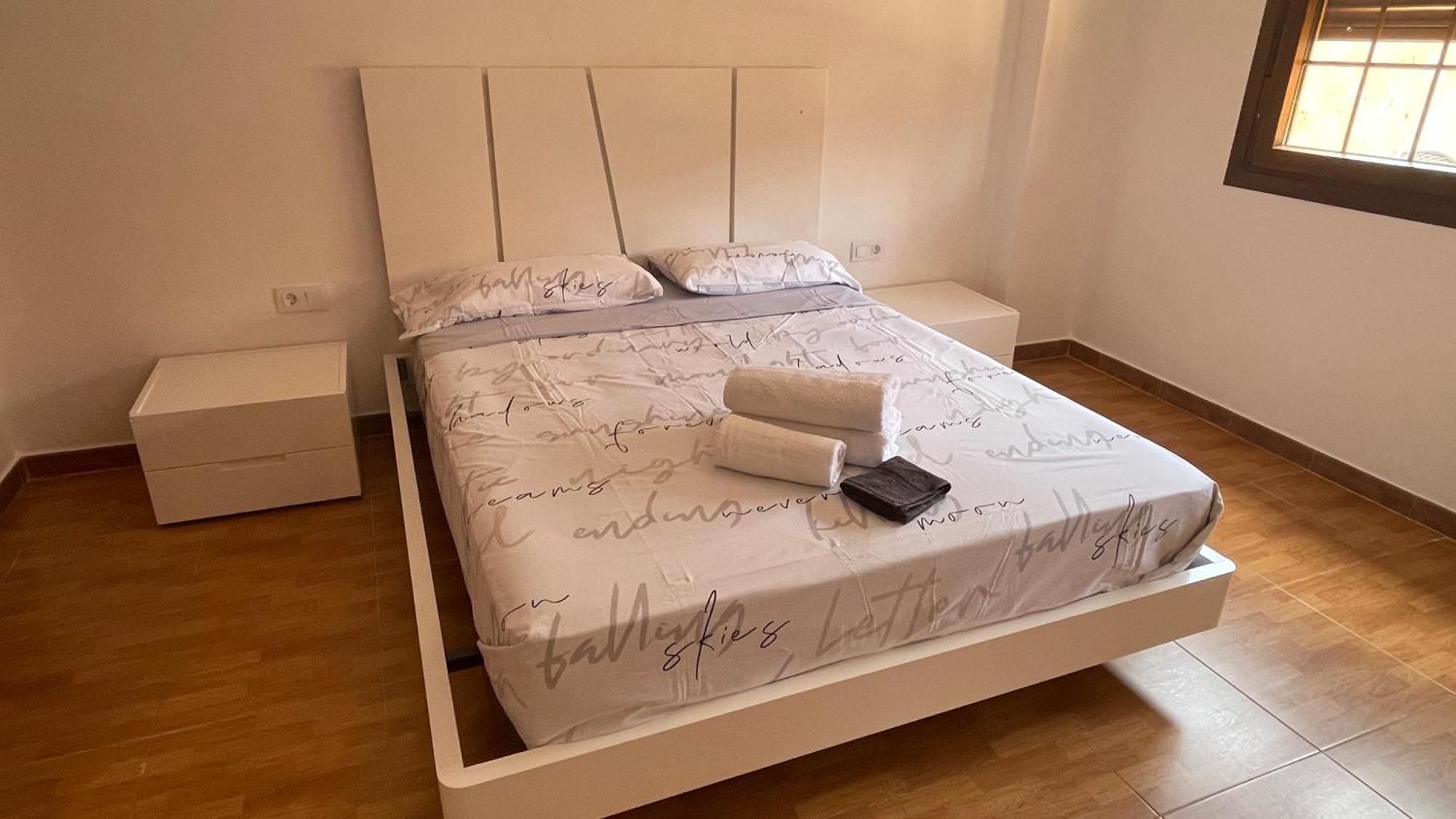 Bahia Sur Deluxe Apartment Сан Фернандо Екстериор снимка