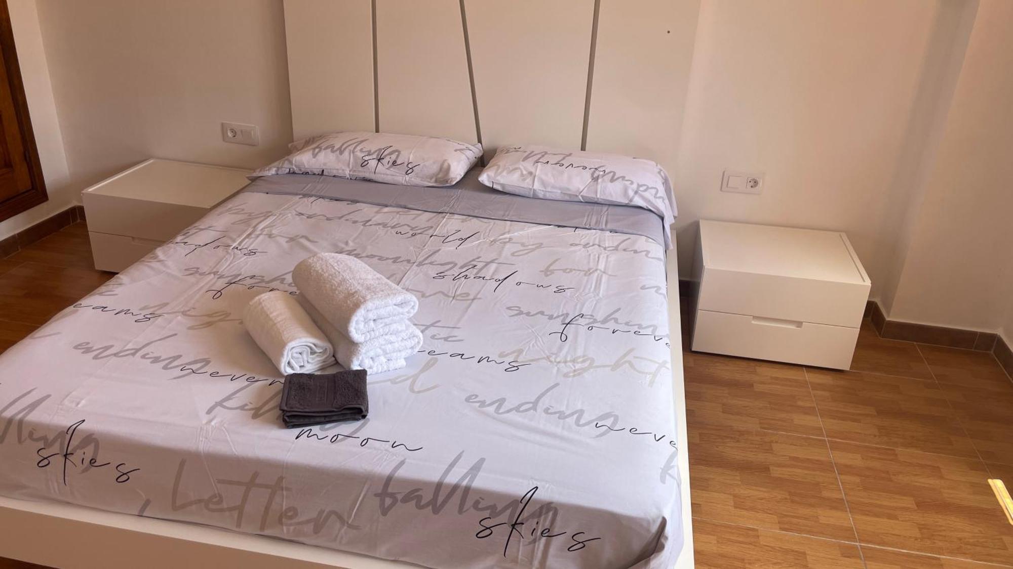 Bahia Sur Deluxe Apartment Сан Фернандо Екстериор снимка